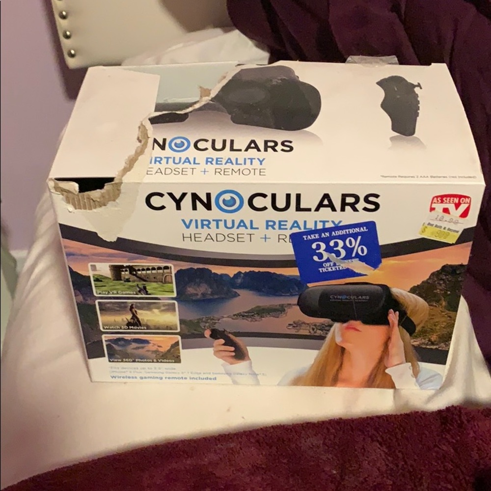 ***NOT USED**** Cynoculars VR Headset + Remote